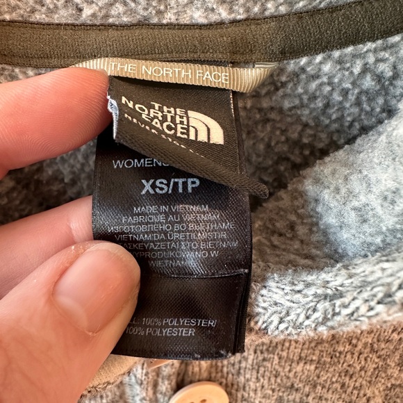 The North Face pull over XS - Picture 4 of 5
